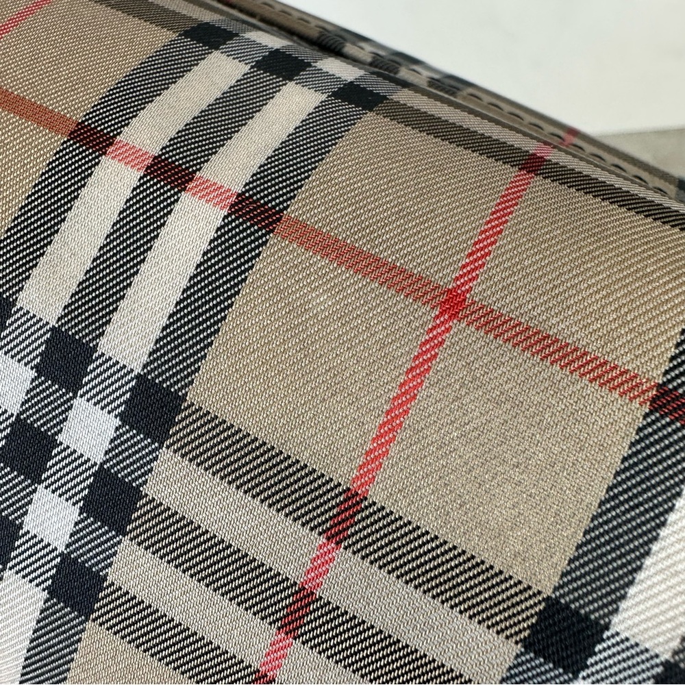 SOLD Burberry Nylon Nova Check Pochette - Picture 7 of 15